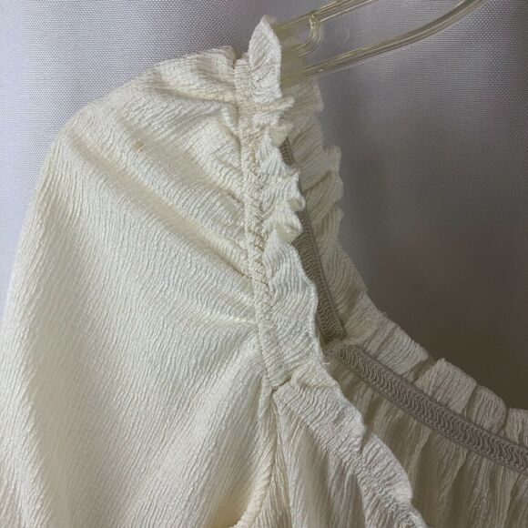 Divided H&M Womens Sz XS Ivory Crinkle Ruffle Trim Off or On Shoulder Crop Top - Picture 5 of 7